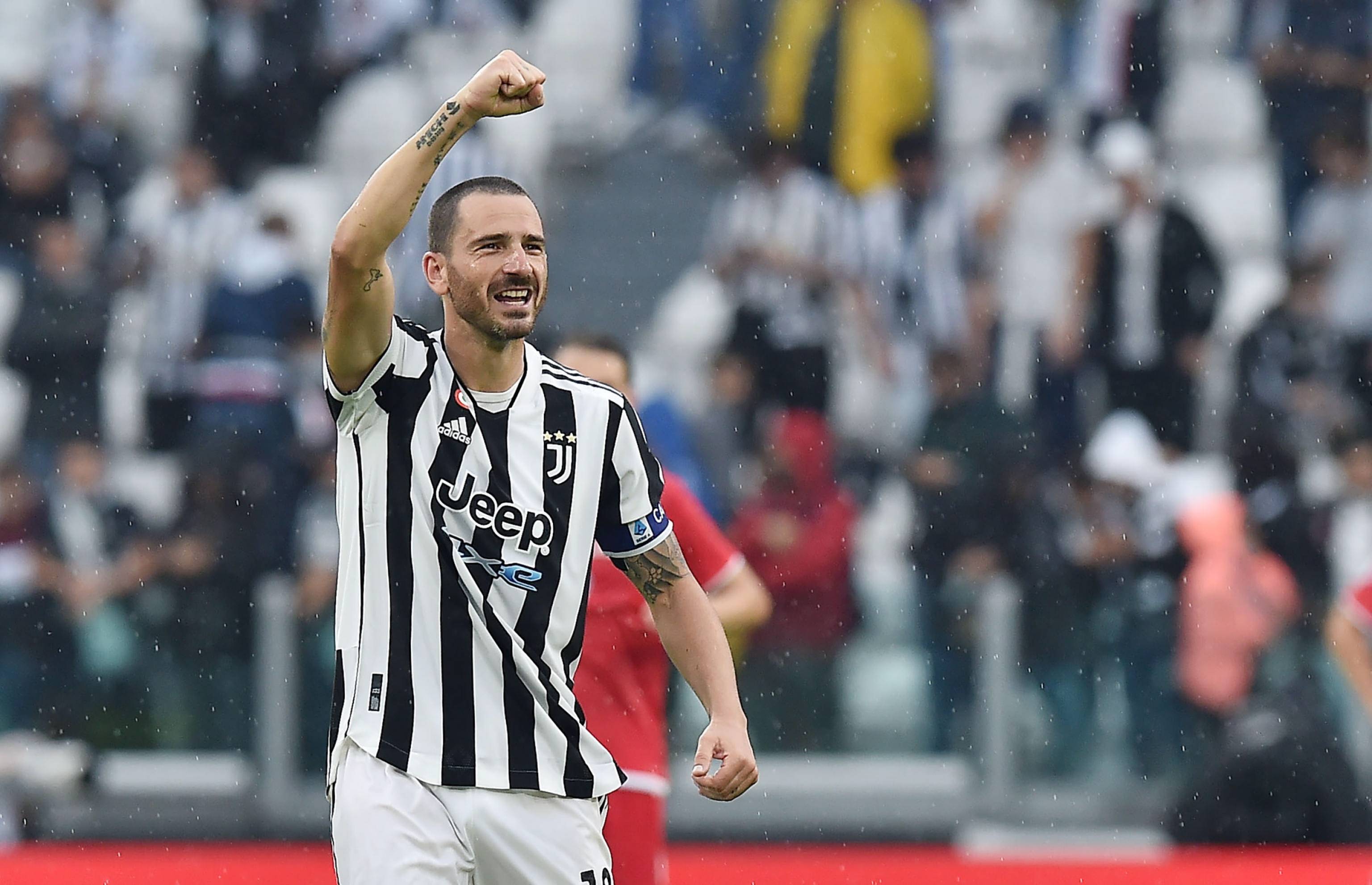 火热！凯恩全场数据：2射2正进2球，传球成功率81.8％（状态爆棚！凯恩全场2射2正梅开二度，传球成功率81.8%）